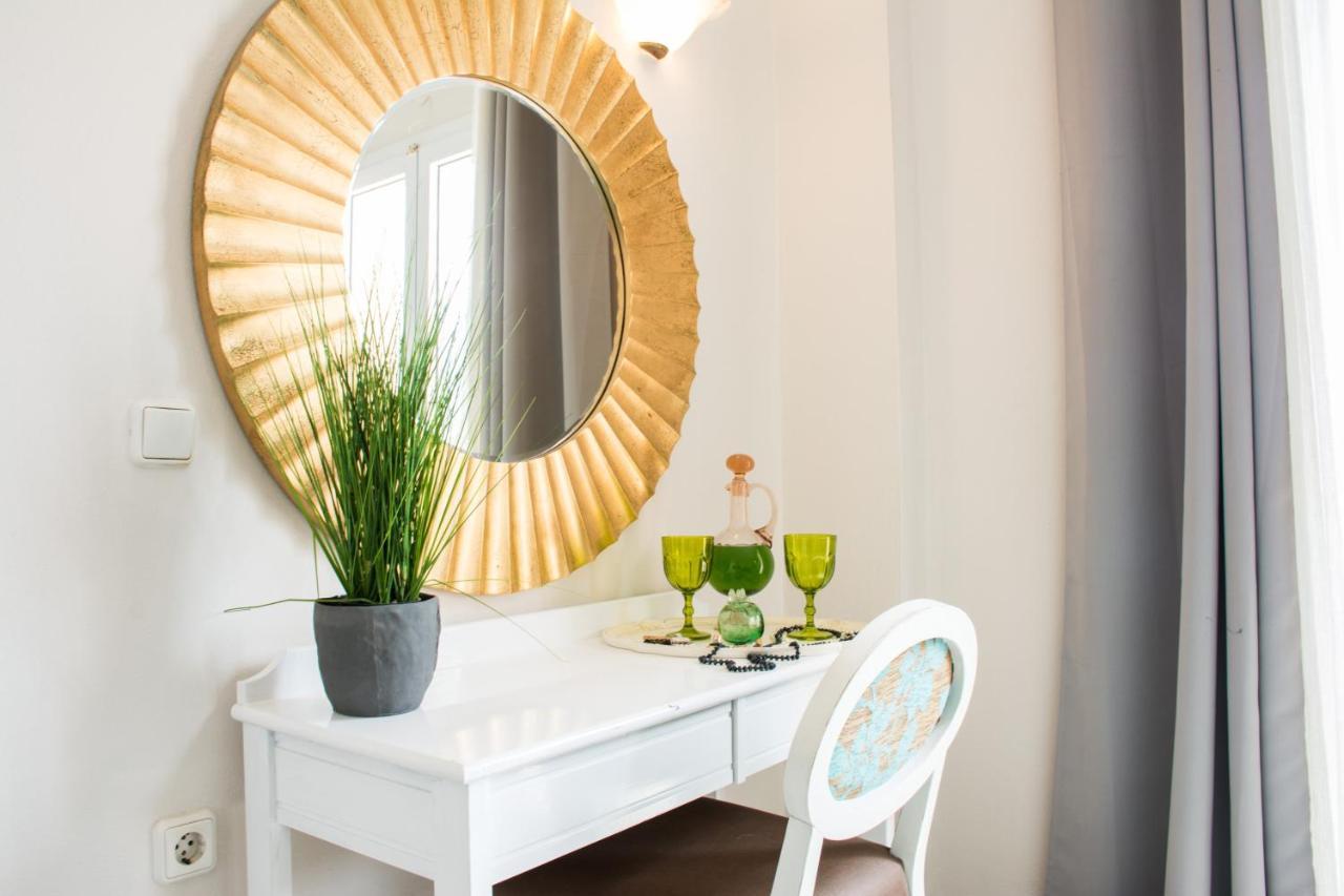 Windmill Beach Apts II By Estia มาเลีย ภายนอก รูปภาพ